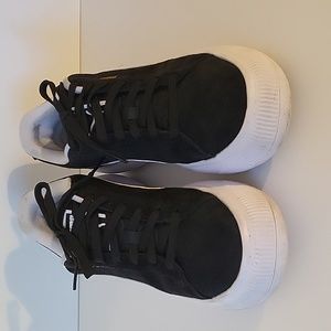 Suede Mayu Puma Sneakers Size 8.5
